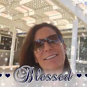 Meet your Posher, Deborah